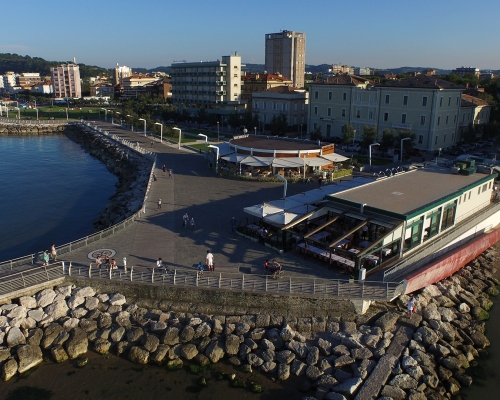 DCIM100MEDIADJI_0117.JPG